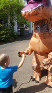 Child at CU at the Zoo.